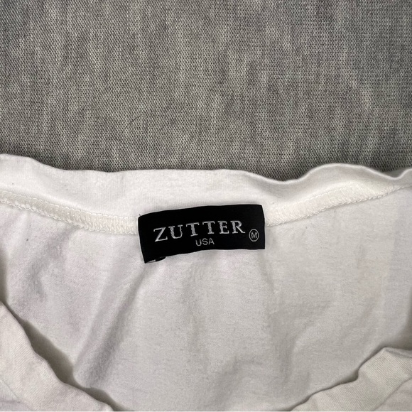 Red Lips Graphic White Short Sleeve Tee - Picture 3 of 4